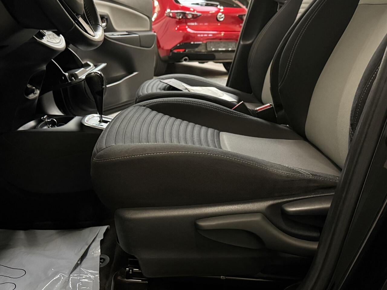 Toyota YARIS 1.5 Hybrid Aspiration | CAMERA | TRHK