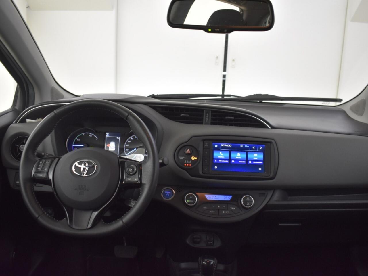 Toyota YARIS 1.5 Hybrid Dynamic | Camera