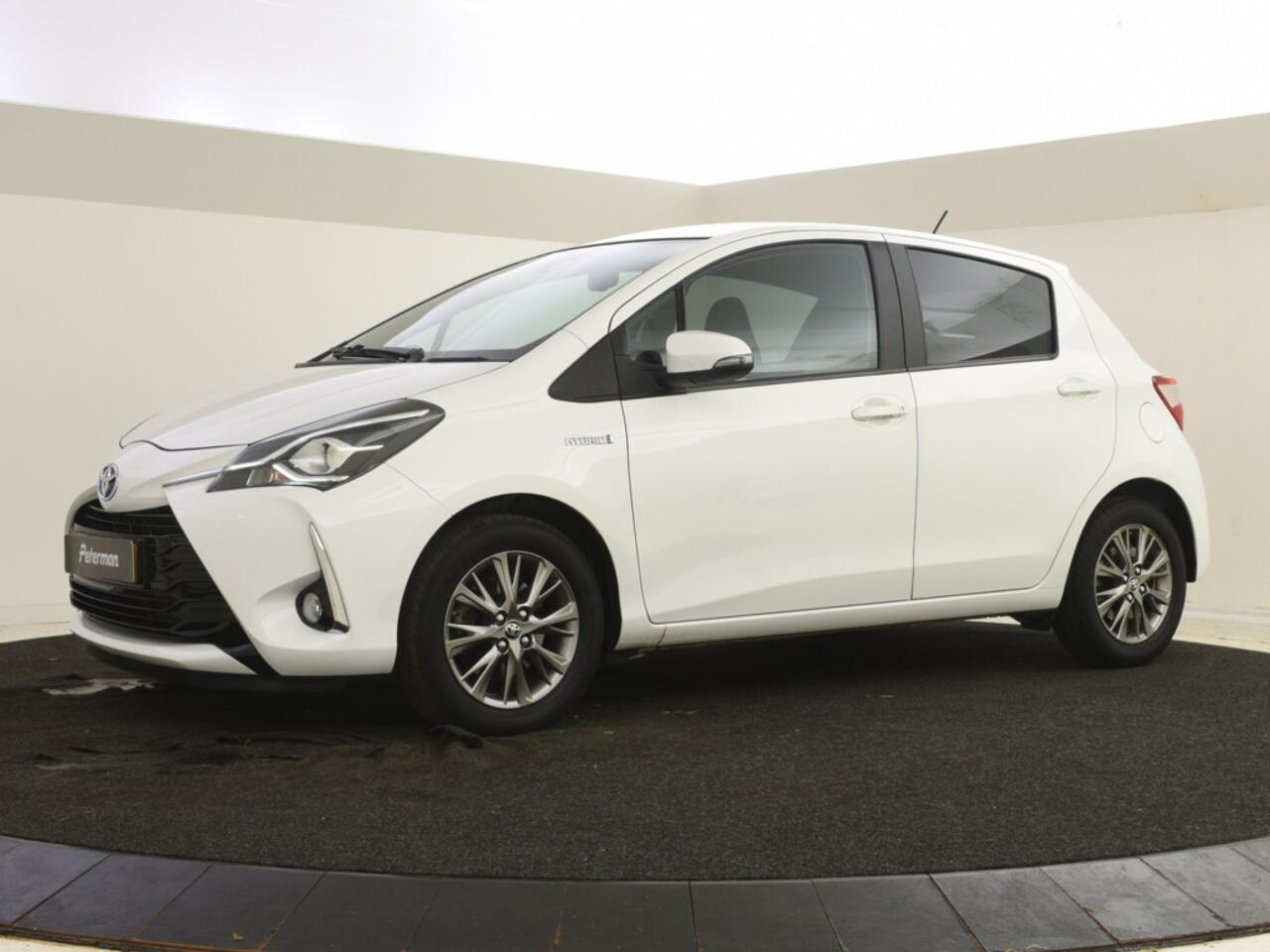 Toyota YARIS 1.5 Hybrid Dynamic | Camera