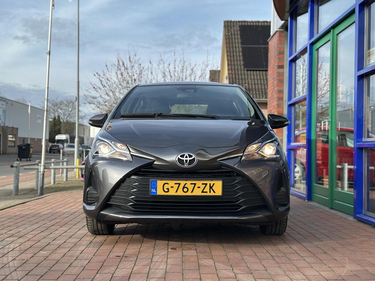 Toyota YARIS 1.5 VVT-i Active | Automaat | Navi | Lage tellerstand