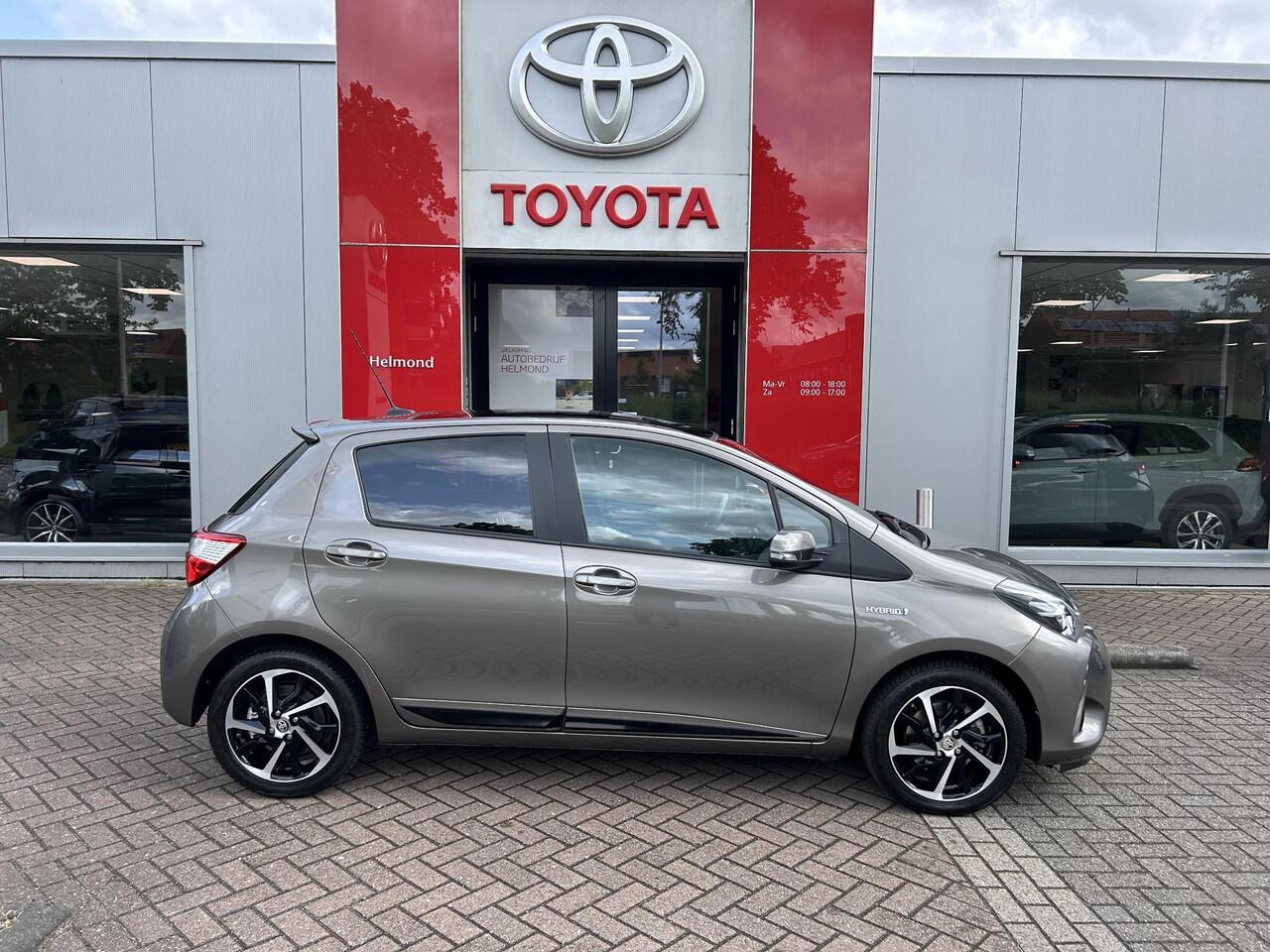 Toyota YARIS 1.5 Hybrid Executive
