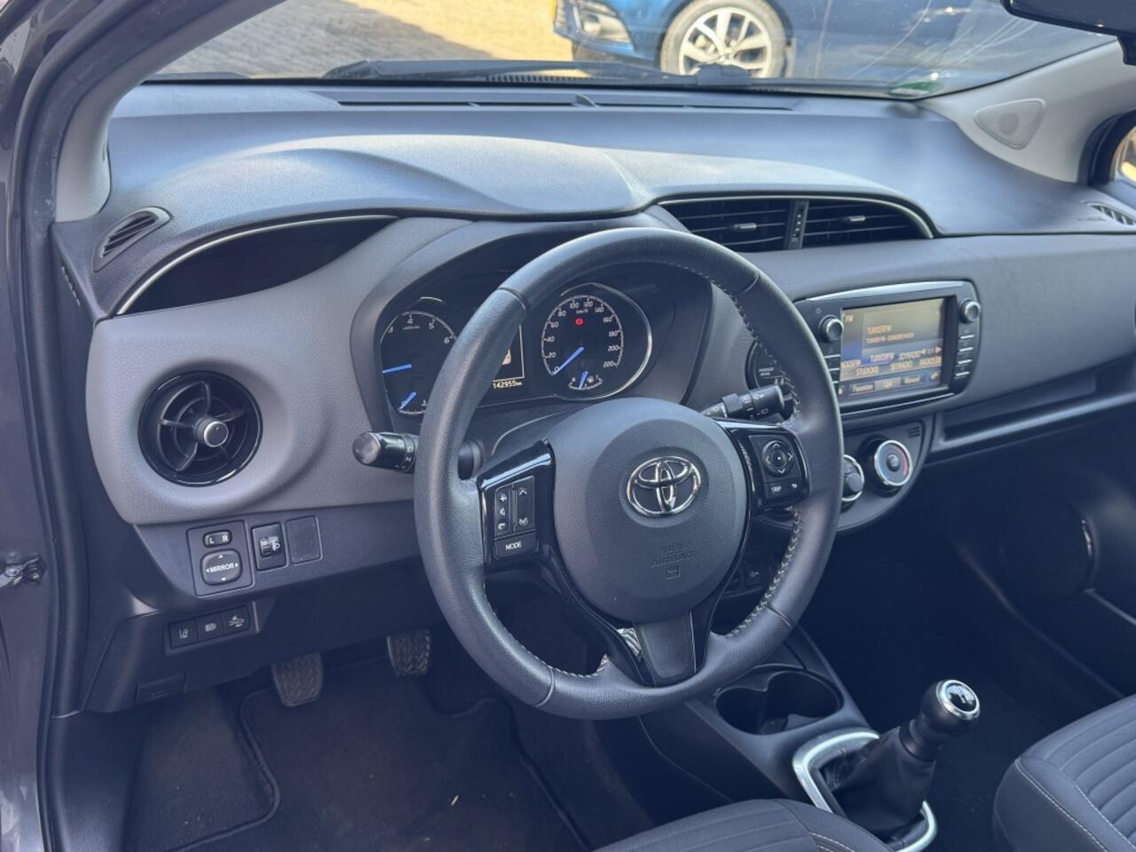 Toyota YARIS 1.0 VVT-i Connect