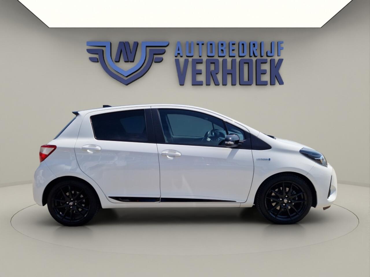 Toyota YARIS 1.5 Hybrid GR-Sport Stoelverwarming - Navi