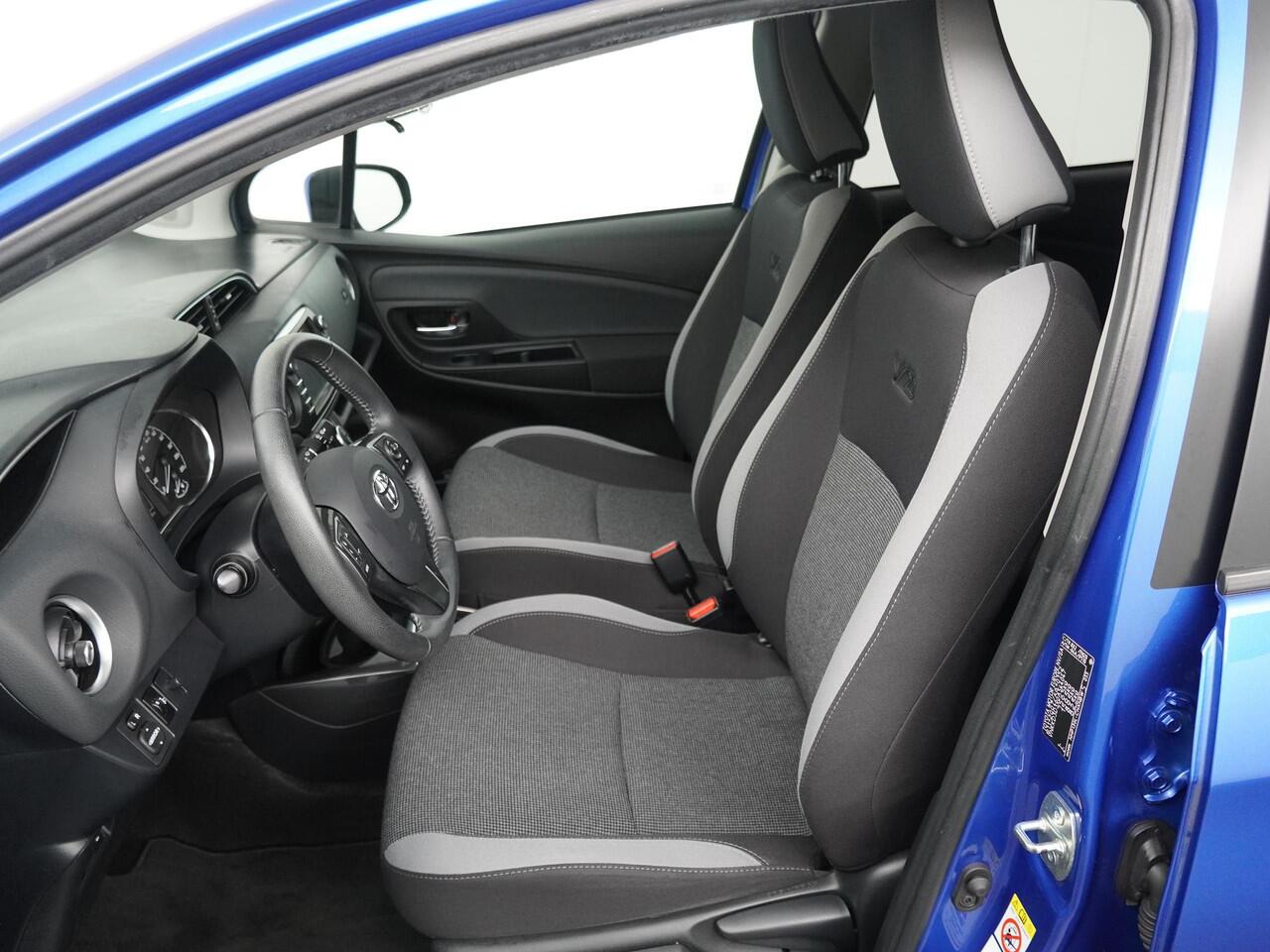 Toyota YARIS Y20 1.5 Hybrid Dynamic Automaat - Climate Control - Lichtmetalen velgen