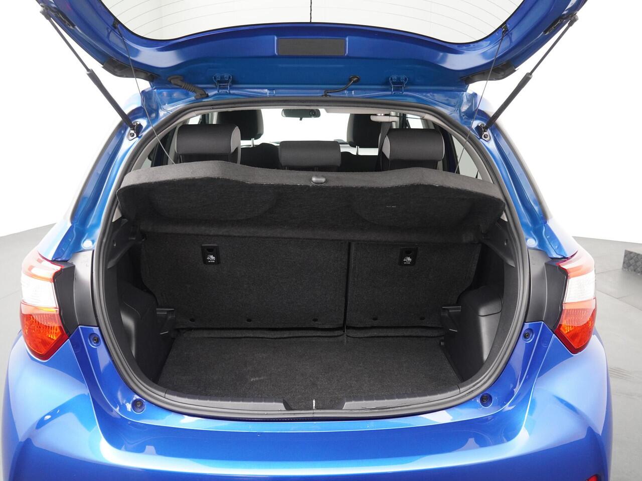 Toyota YARIS Y20 1.5 Hybrid Dynamic Automaat - Climate Control - Lichtmetalen velgen