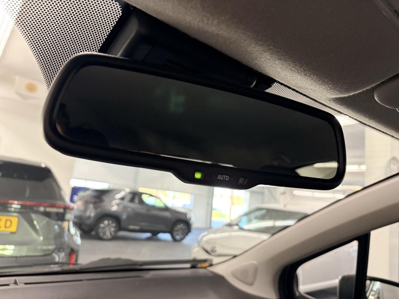 Toyota YARIS 1.5 Hybrid Dynamic