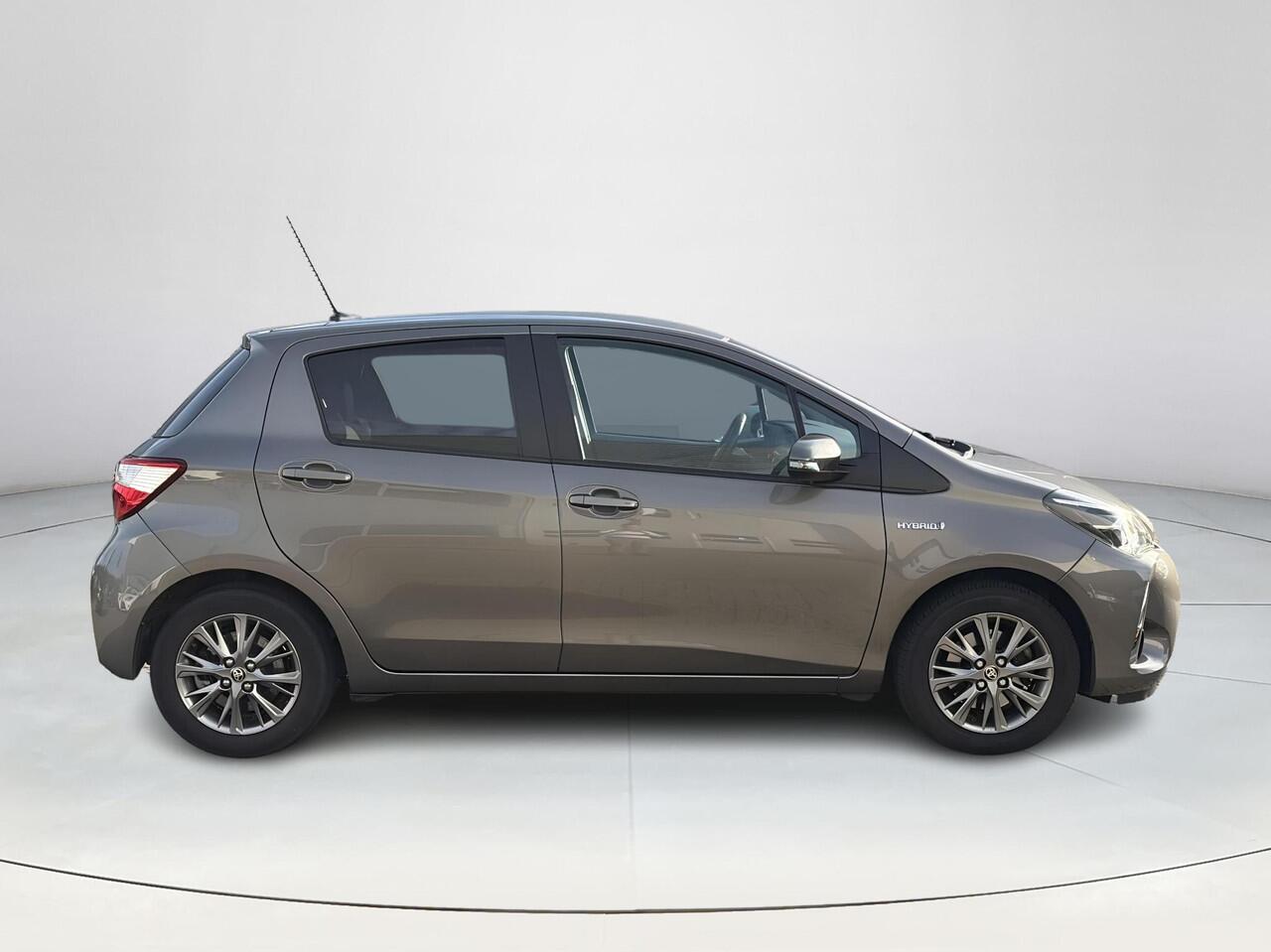 Toyota YARIS 1.5 Hybrid Dynamic