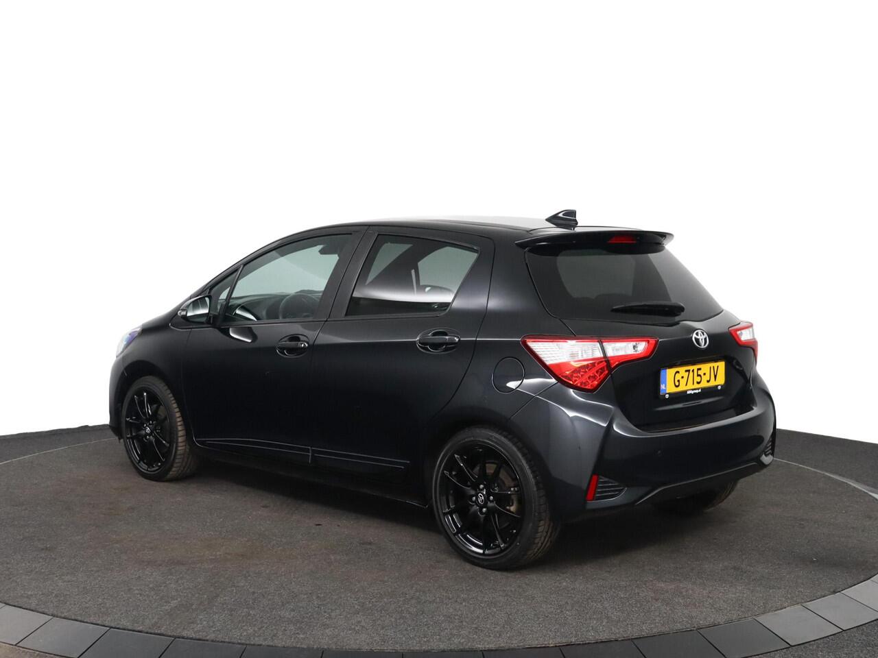 Toyota YARIS 1.5 Hybrid GR-Sport | Parkeer camera | Climate control | Lichtmetalen velgen |