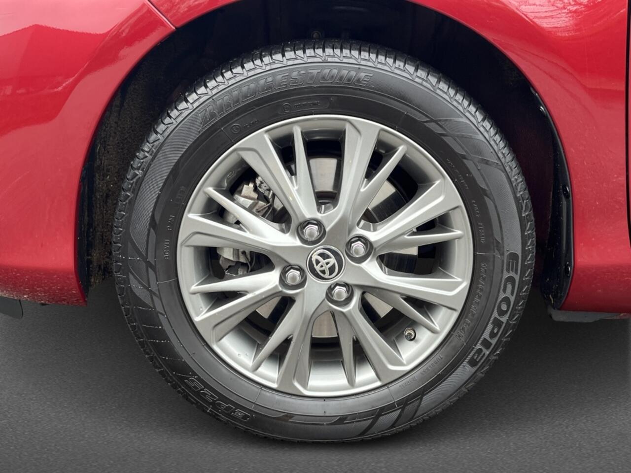 Toyota YARIS 1.5 VVT-i Dynamic