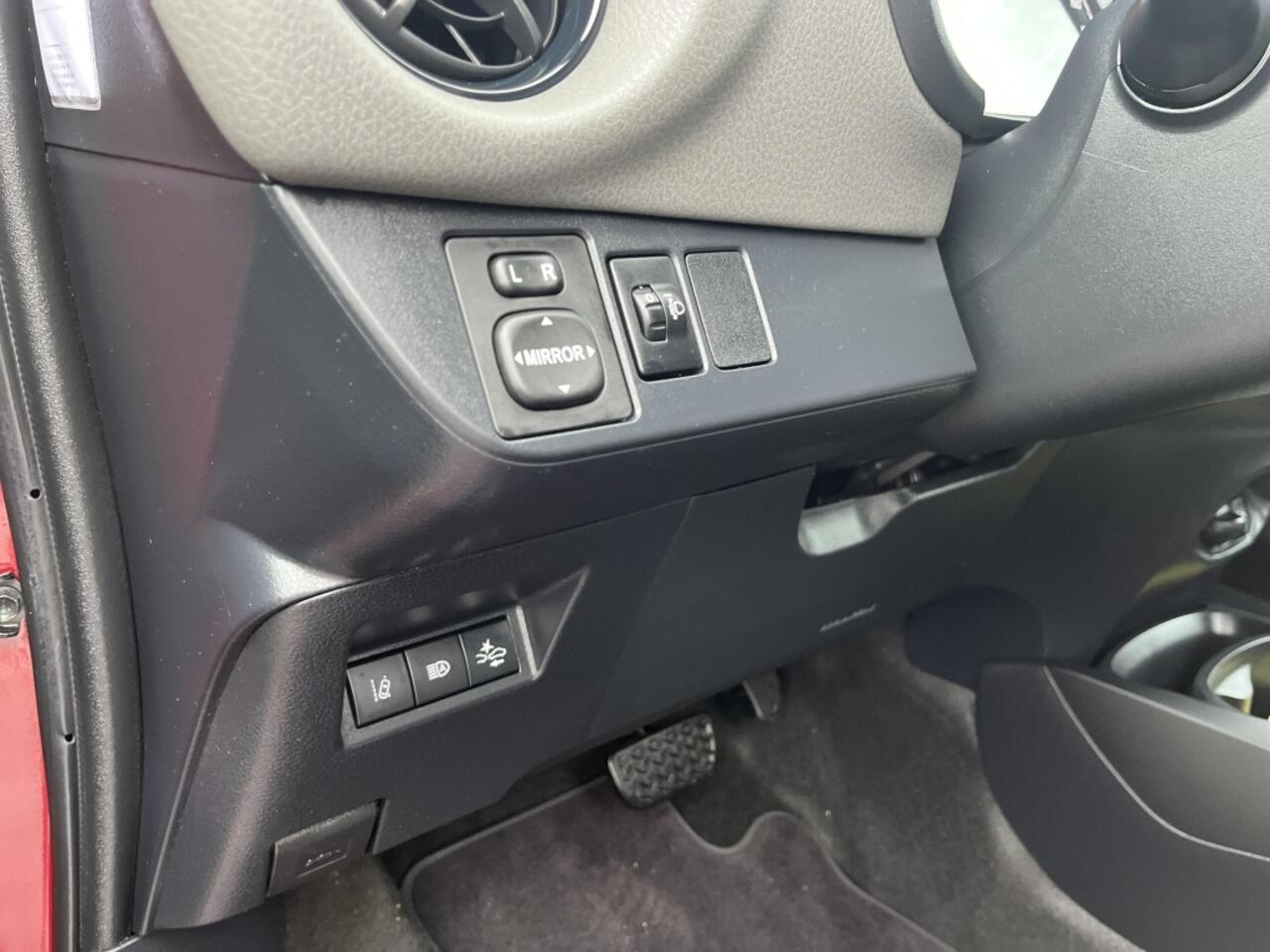 Toyota YARIS 1.5 VVT-i Dynamic