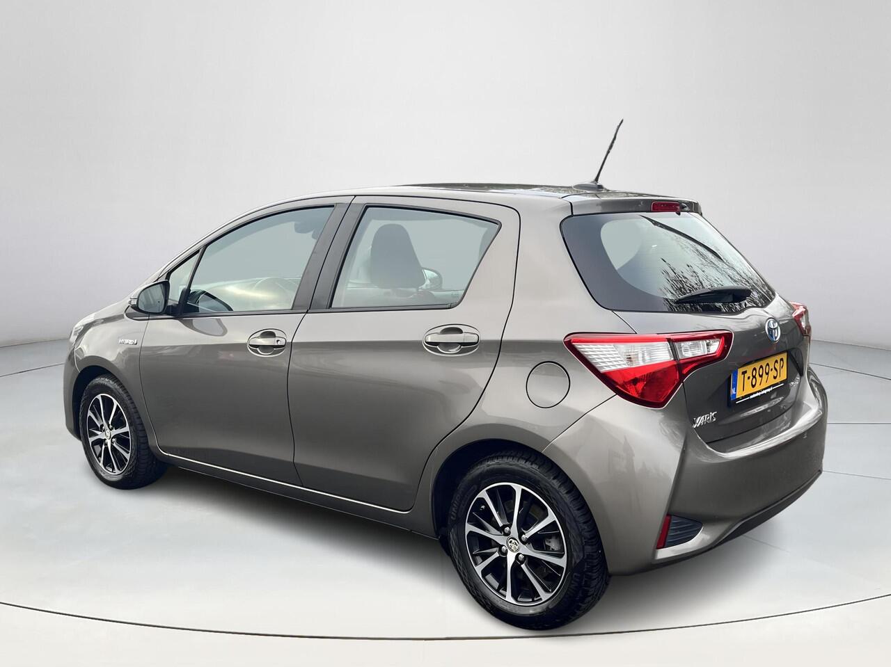 Toyota YARIS 1.5 Hybrid Dynamic | Navigatie | Achteruitrijcamera | Climate Control