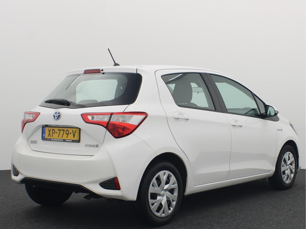 Toyota YARIS 1.5 Hybrid Active HANDGAS / MINDERVALIDE AANPASSING / NAVI / CAMERA / CLIMA / CRUISE / NL-AUTO