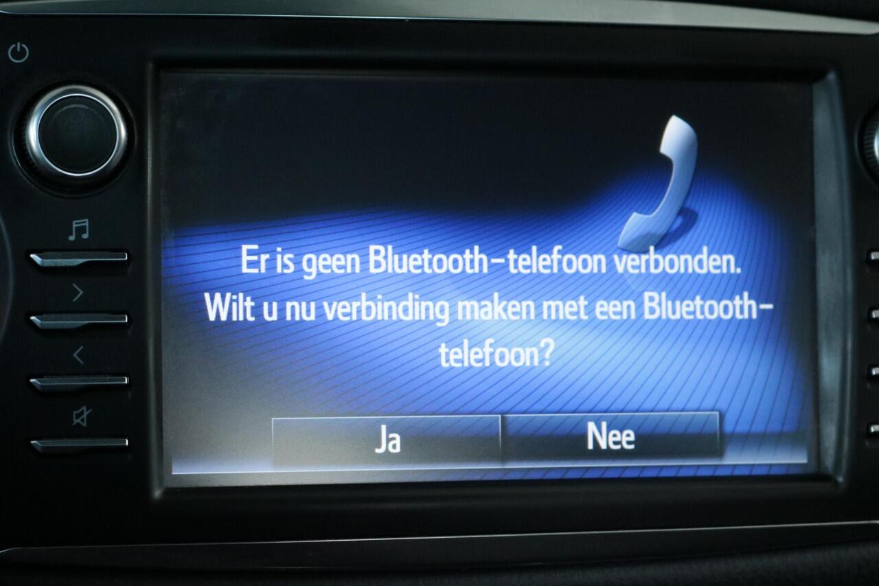 Toyota YARIS 1.5 Hybrid Dynamic, Parkeersensoren