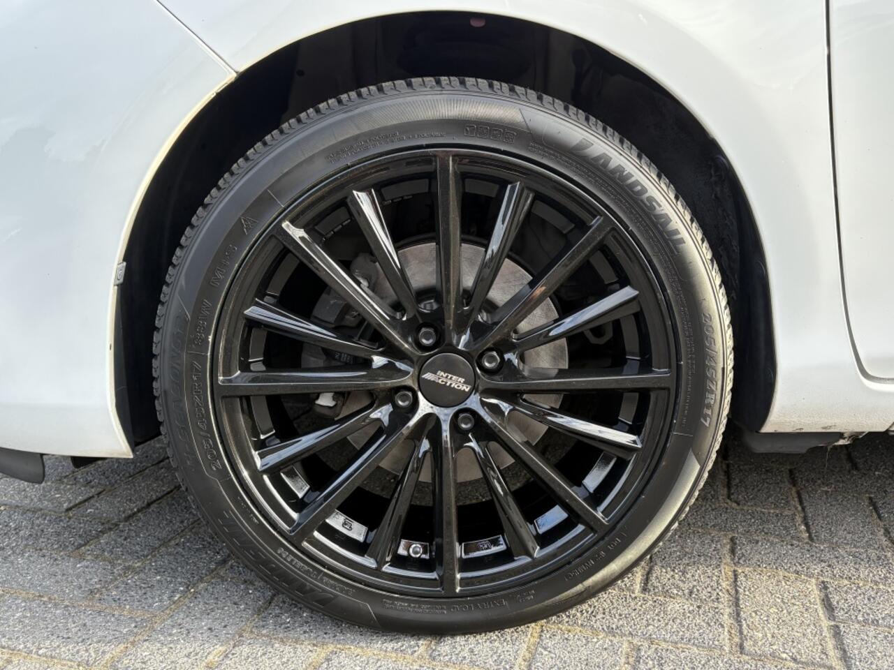 Toyota YARIS 1.5 Hyb. Active RIJKLAAR-NAVI-CRUISE-CAMERA- NAP