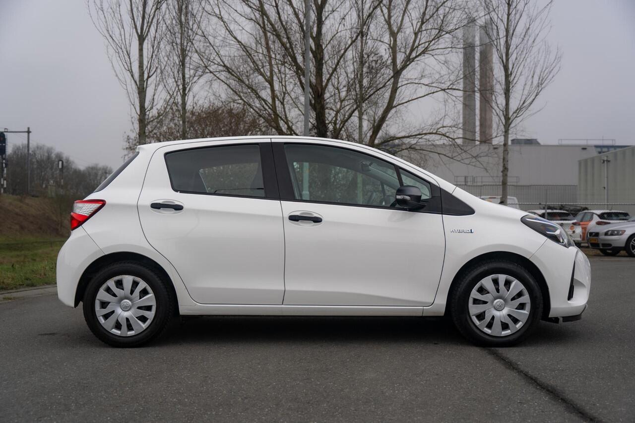 Toyota YARIS 1.5 Hybrid Active ?1ste Eigenaar | Rijstrooksensor | Cruisecontrole | Climate controle
