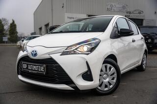 toyota-yaris-1.5-hybrid-active-?1st