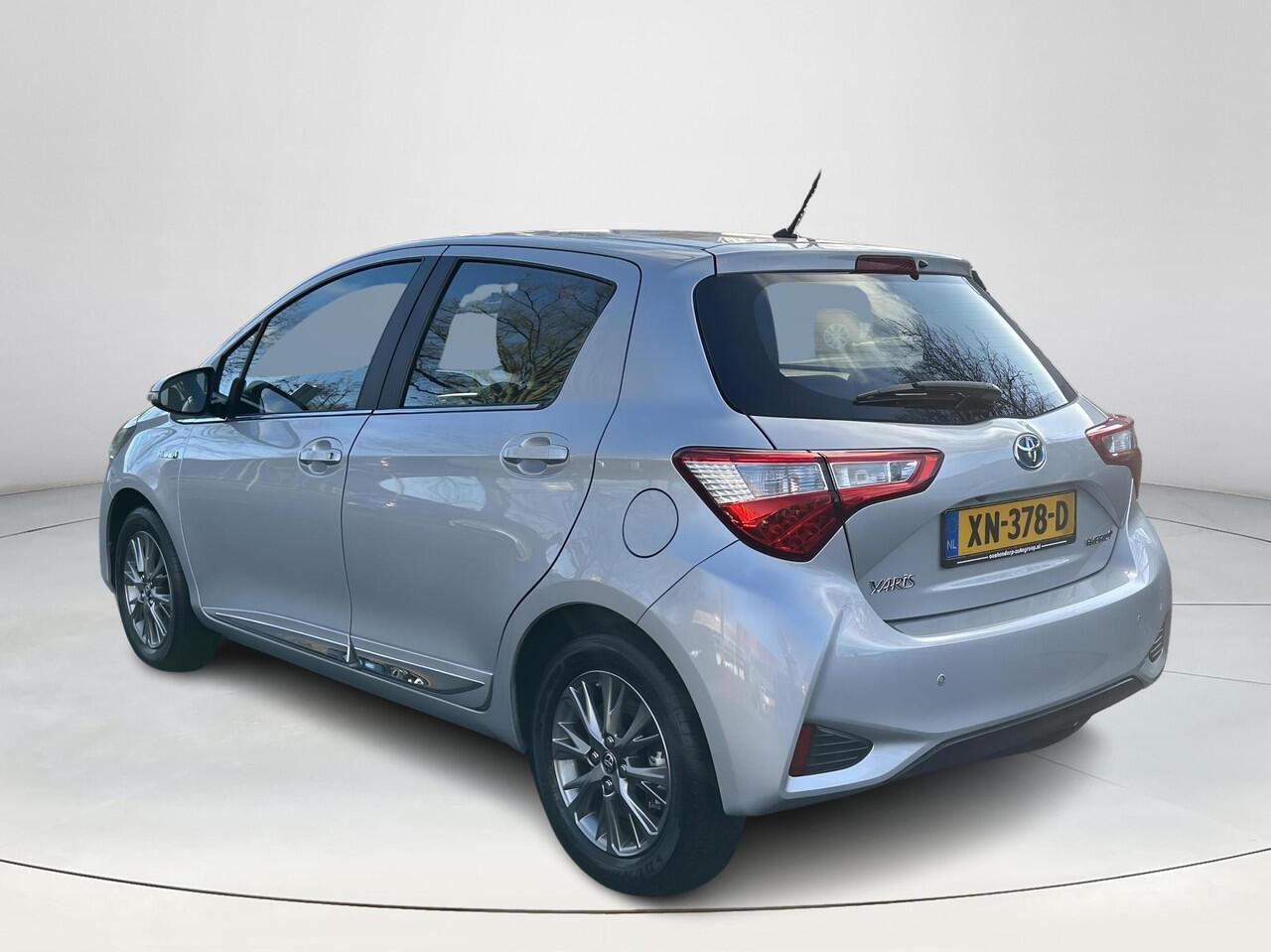 Toyota YARIS 1.5 Hybrid Dynamic | 06-10141018 Voor meer informatie