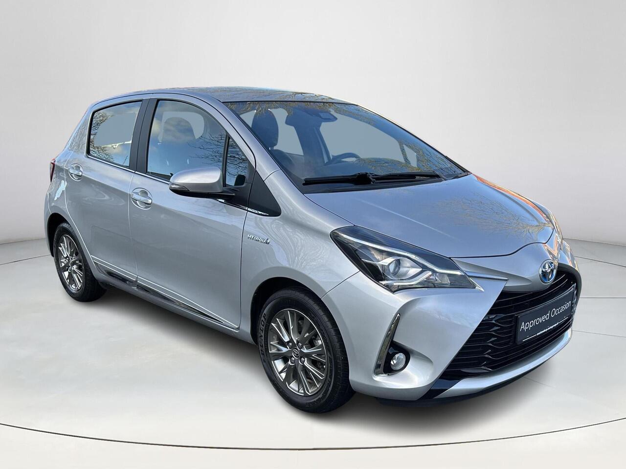 Toyota YARIS 1.5 Hybrid Dynamic | 06-10141018 Voor meer informatie