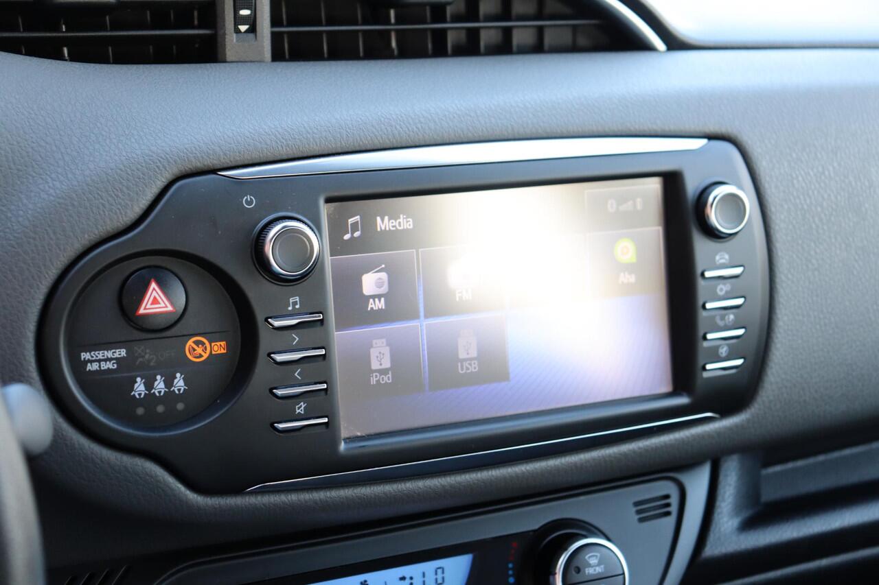 Toyota YARIS 1.5 VVT-i Active, Parkeercamera, Cruise