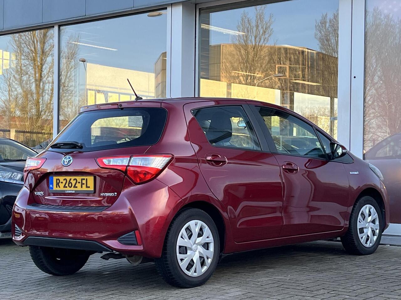 Toyota YARIS 1.5 Hybrid Active Aple Carplay/Android Auto | Camera | Climate control | Toyota garantie tot 2029!