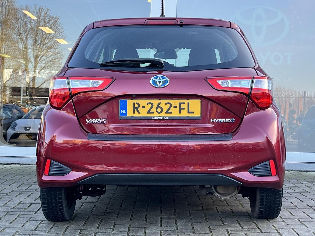 Toyota YARIS 1.5 Hybrid Active Aple Carplay/Android Auto | Camera | Climate control | Toyota garantie tot 2029!