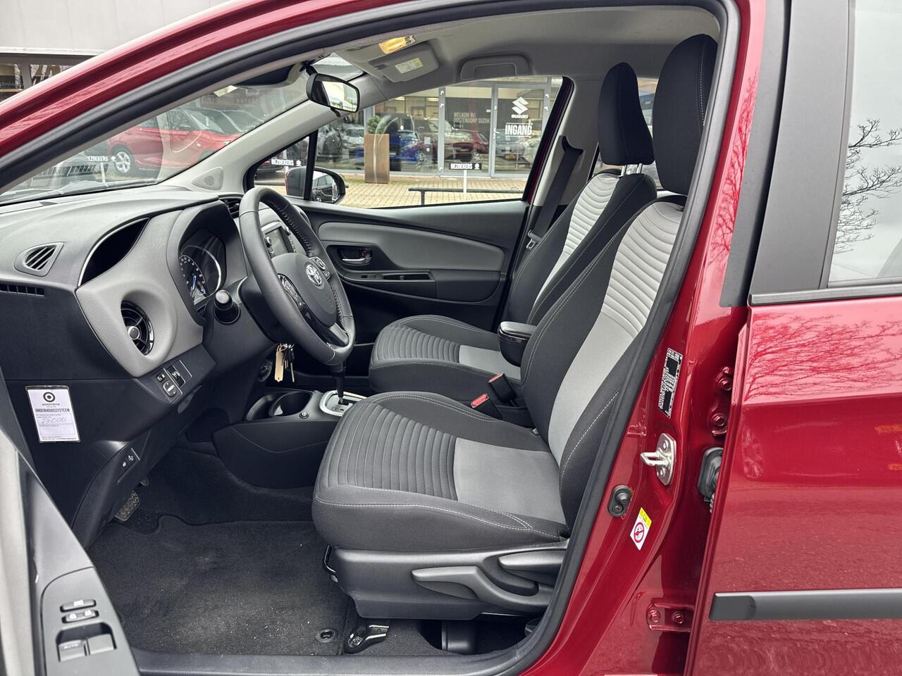 Toyota YARIS 1.5 Hybrid Active | 06-10141018 Voor meer informatie