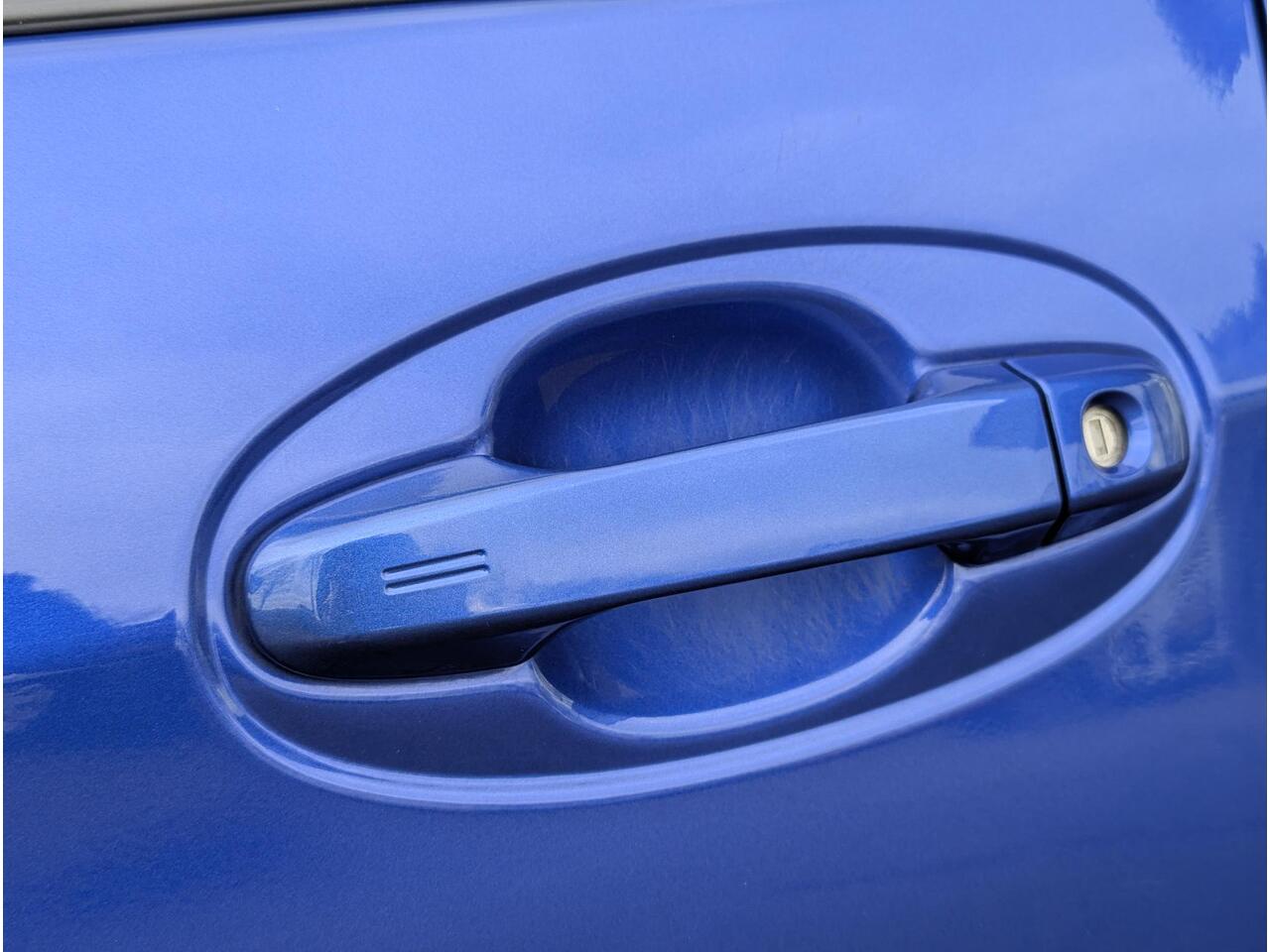 Toyota YARIS 1.5 VVT-i Dynamic | Automaat | Cruise control | Climate control | Camera | Navi | Keyless