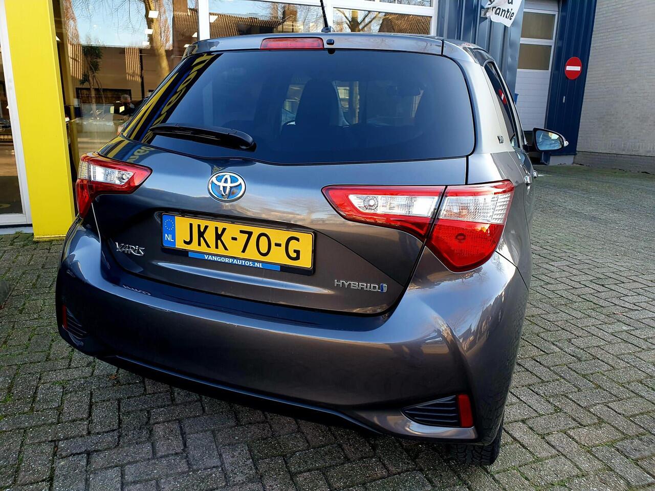 Toyota YARIS 1.5 Hybrid Dynamic All-in prijs!