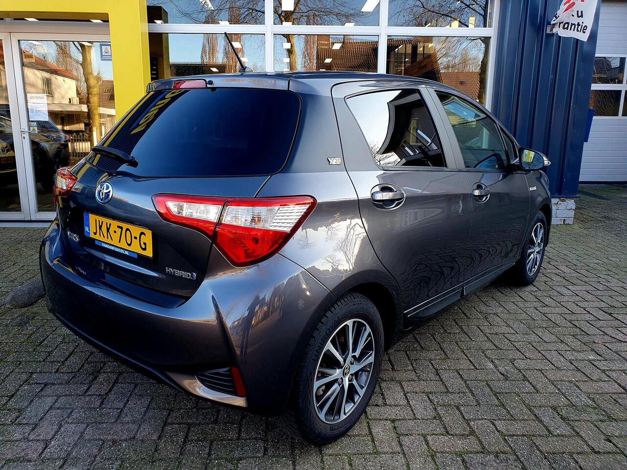 Toyota YARIS 1.5 Hybrid Dynamic All-in prijs!