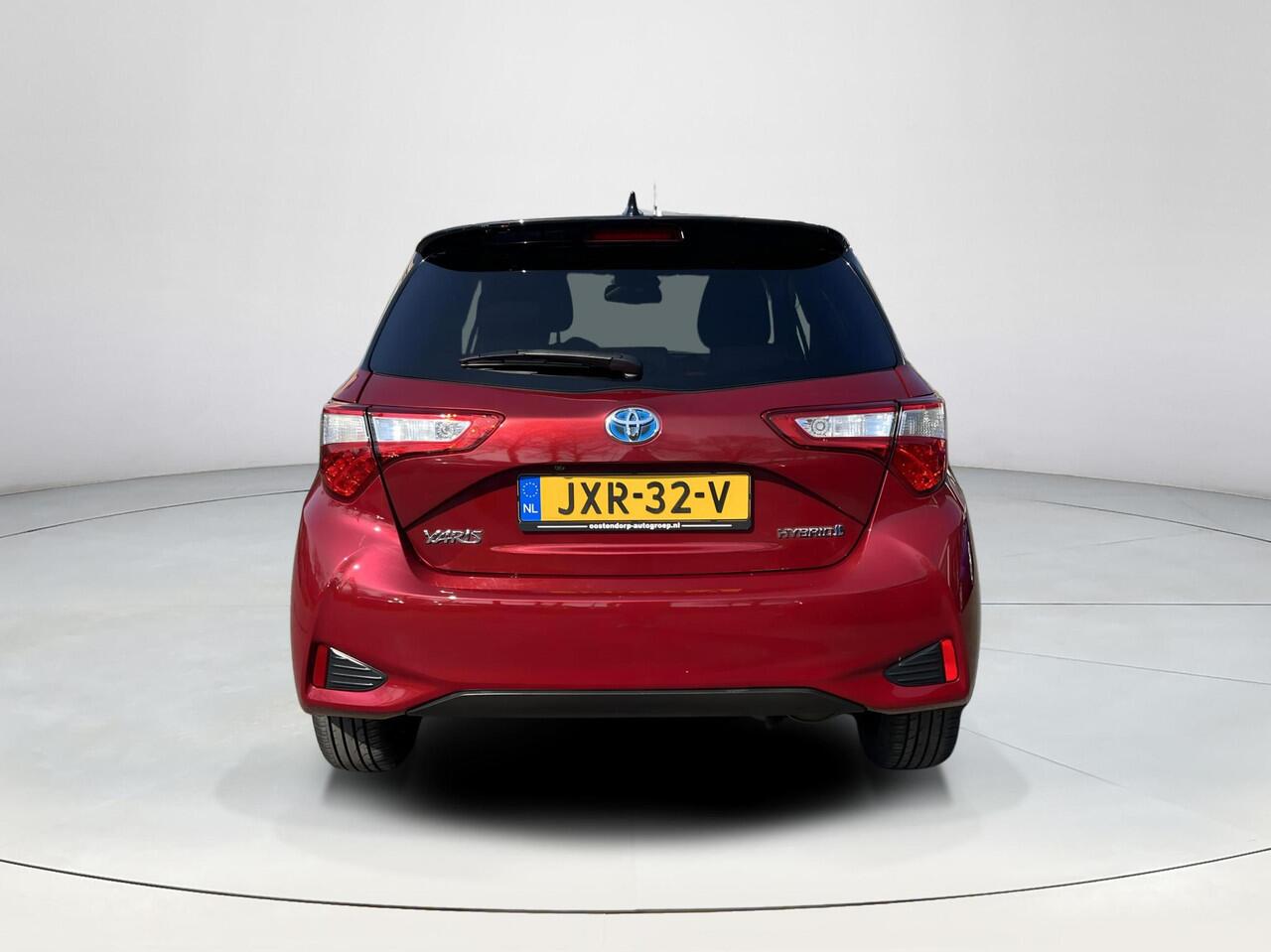 Toyota YARIS 1.5 Hybrid Bi-Tone | Stoelverwarming | Keyless Entry | Licht metalen velgen | Climate control |