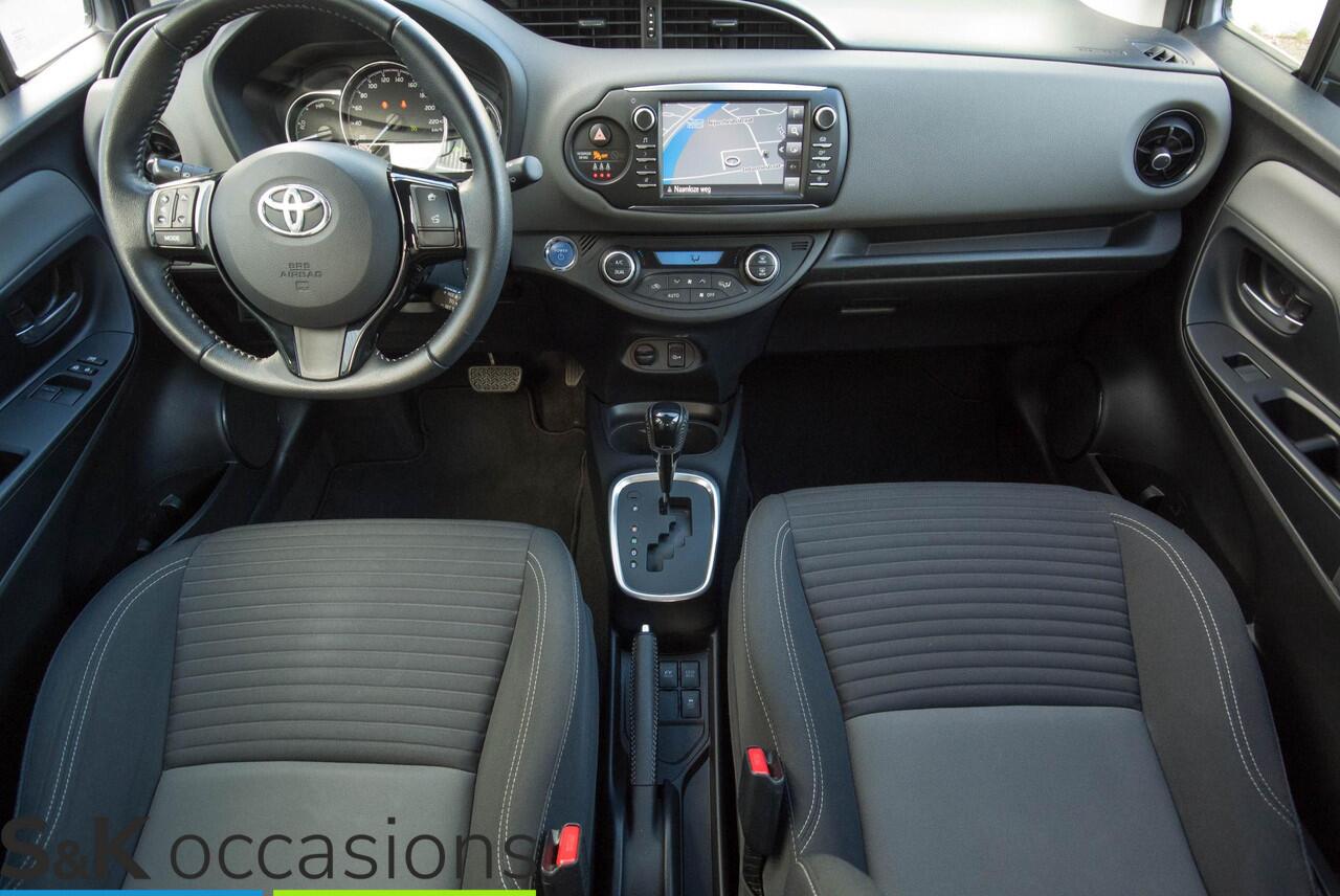 Toyota YARIS 1.5 Hybrid Navi PDC