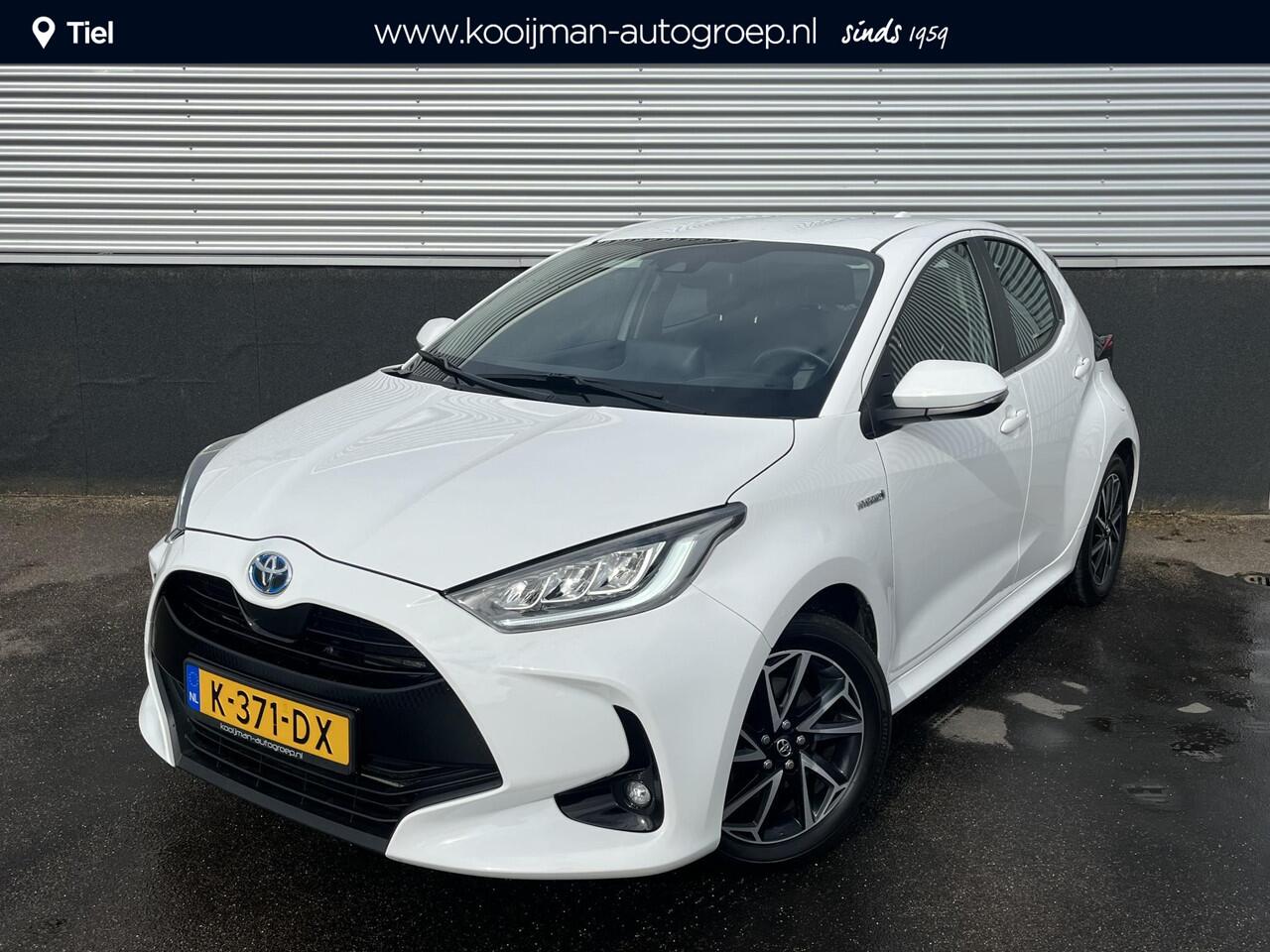 Toyota YARIS 1.5 Hybrid Dynamic Apple Carplay/Android auto Navigatie, LMV, Smart Key, Achteruitrijcamera, Adaptieve cruise control