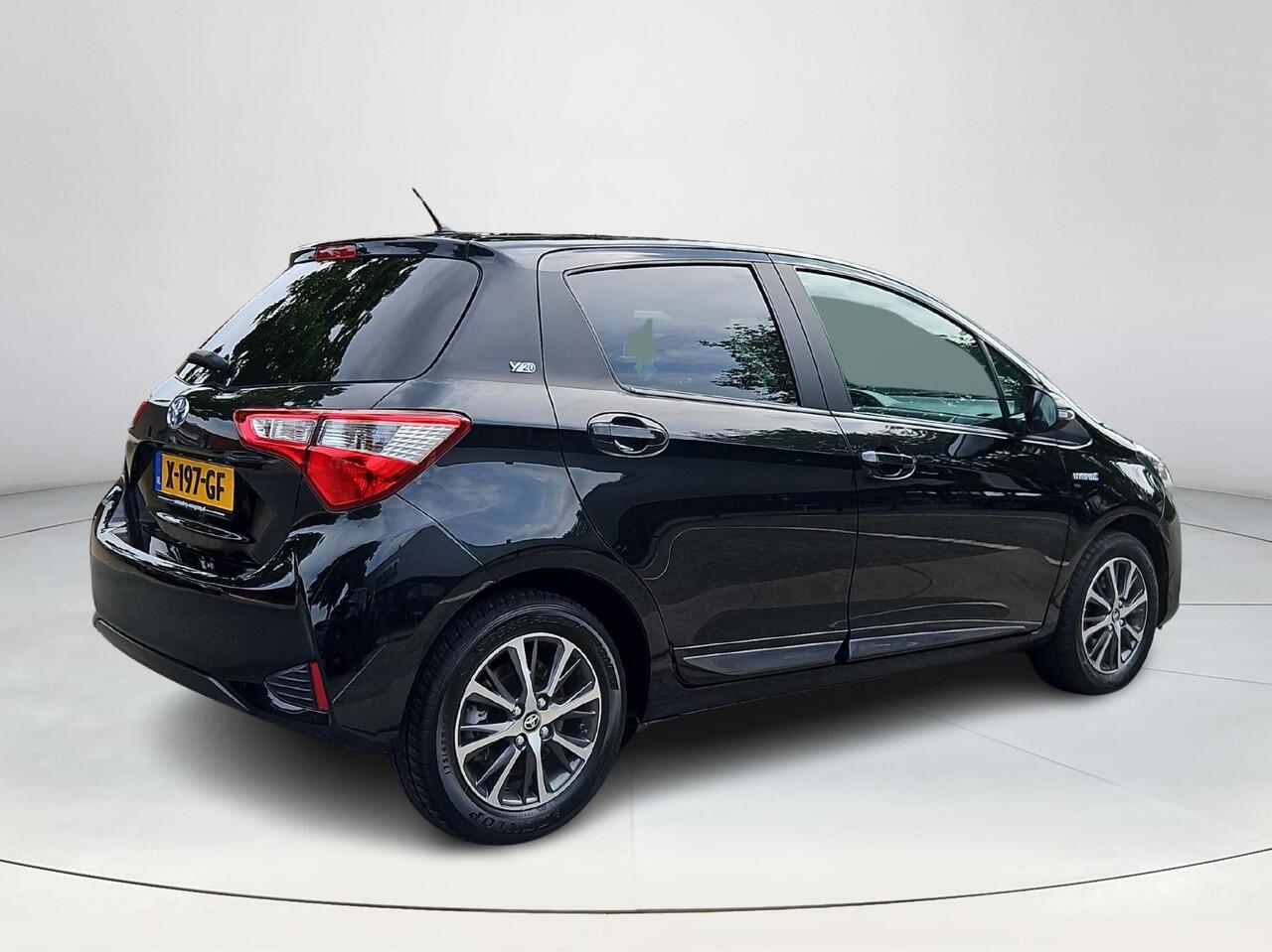 Toyota YARIS 1.5 Hybrid Dynamic