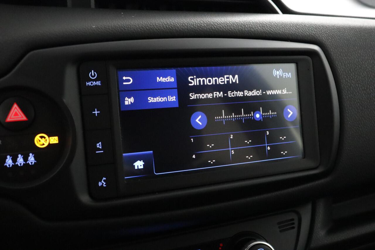 Toyota YARIS 1.5 Hybrid GR-Sport | Alcantara Sport Stoelen | Keyless Entry | Apple Carplay/Android Auto |