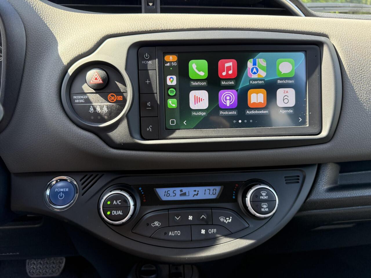 Toyota YARIS 1.5 Hybrid CRUISE NAVI P-CAM ALL SEASON