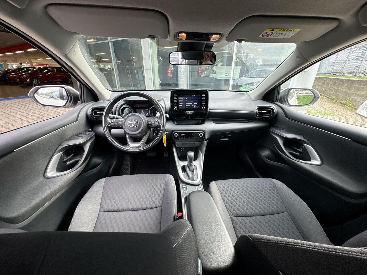 Toyota YARIS 1.5 Hybrid Dynamic Edition | Rijklaar |