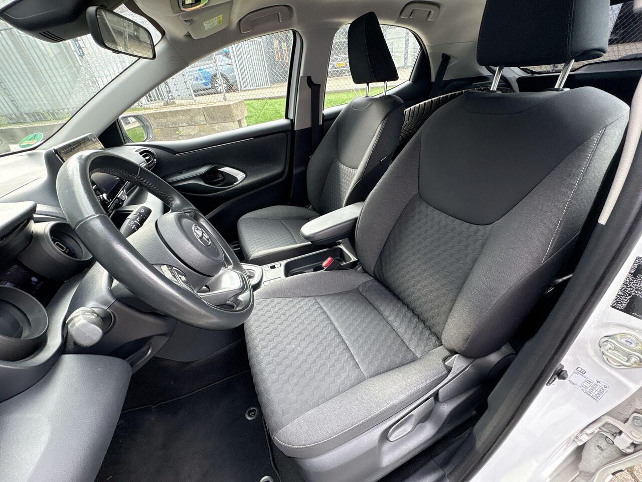 Toyota YARIS 1.5 Hybrid Dynamic Edition | Rijklaar |