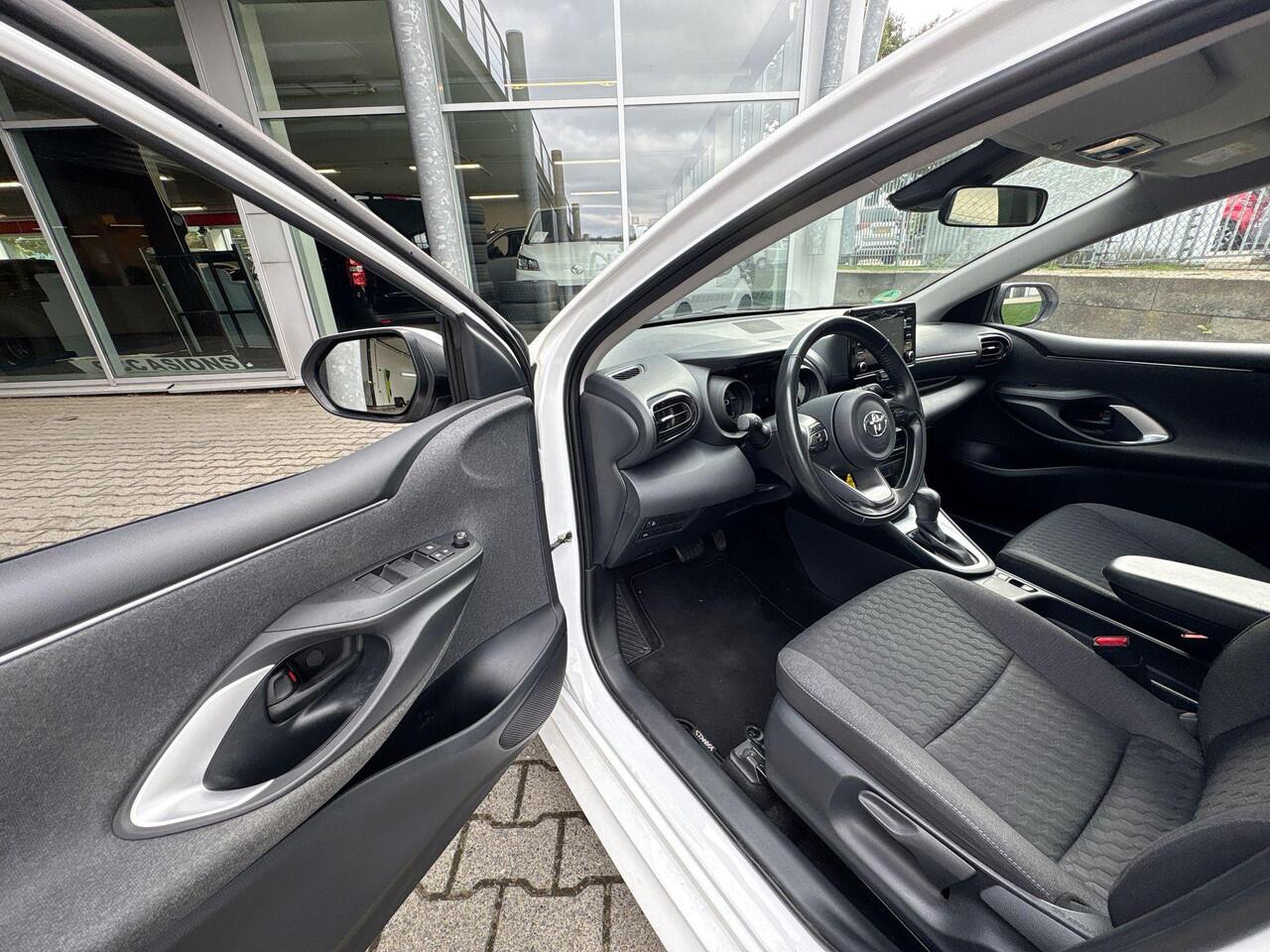 Toyota YARIS 1.5 Hybrid Dynamic Edition | Rijklaar |