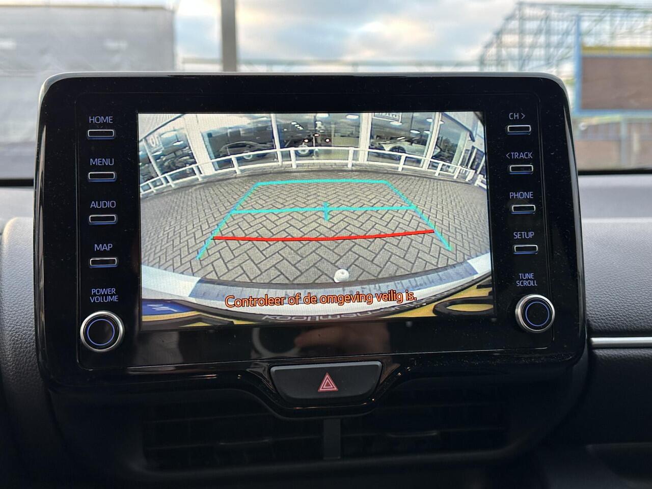 Toyota YARIS 1.5 Hybrid Launch Edition