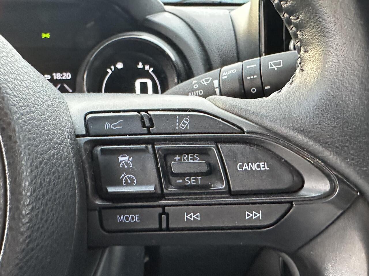 Toyota YARIS 1.5 Hybrid Launch Edition