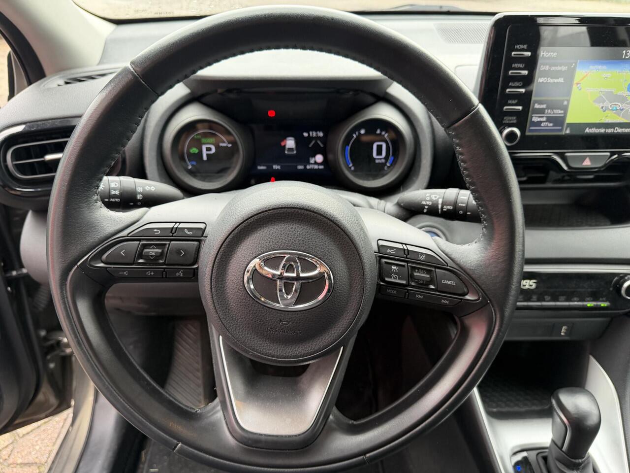 Toyota YARIS 1.5 Hybrid Dynamic