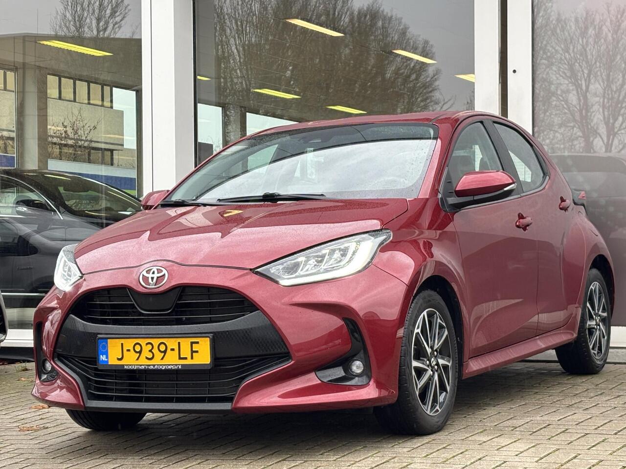 Toyota YARIS 1.5 VVT-i First Edition | Apple Carplay/Android auto | Trekhaak afneembaar | Navigatie |100% onderhouden |