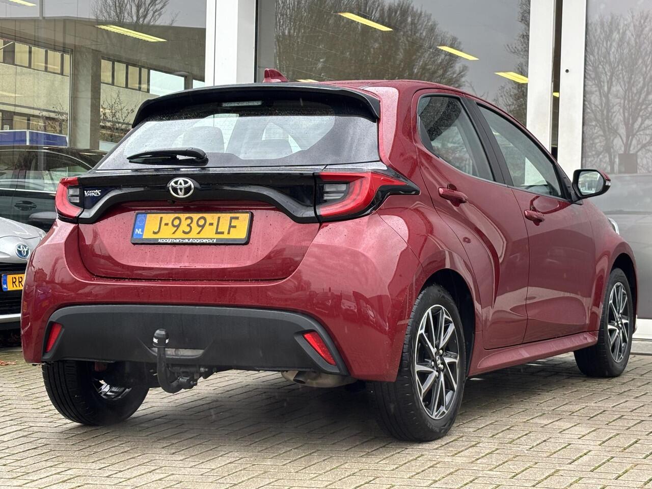 Toyota YARIS 1.5 VVT-i First Edition | Apple Carplay/Android auto | Trekhaak afneembaar | Navigatie |100% onderhouden |