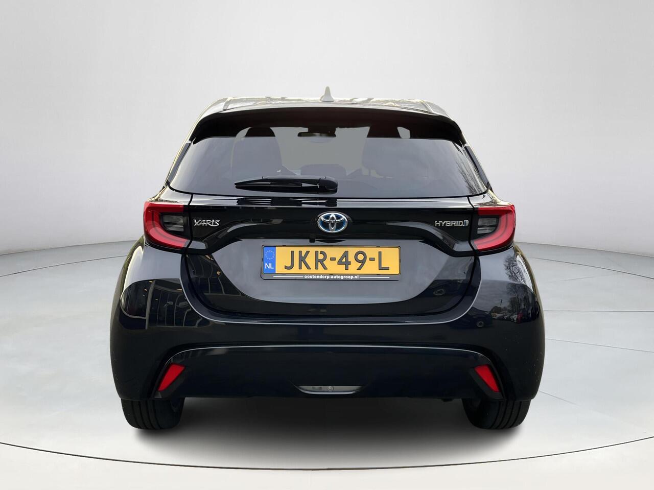 Toyota YARIS 1.5 Hybrid Executive | Bi-Tone | Stoelverwarming | Carplay | Keyless entry | LED koplampen