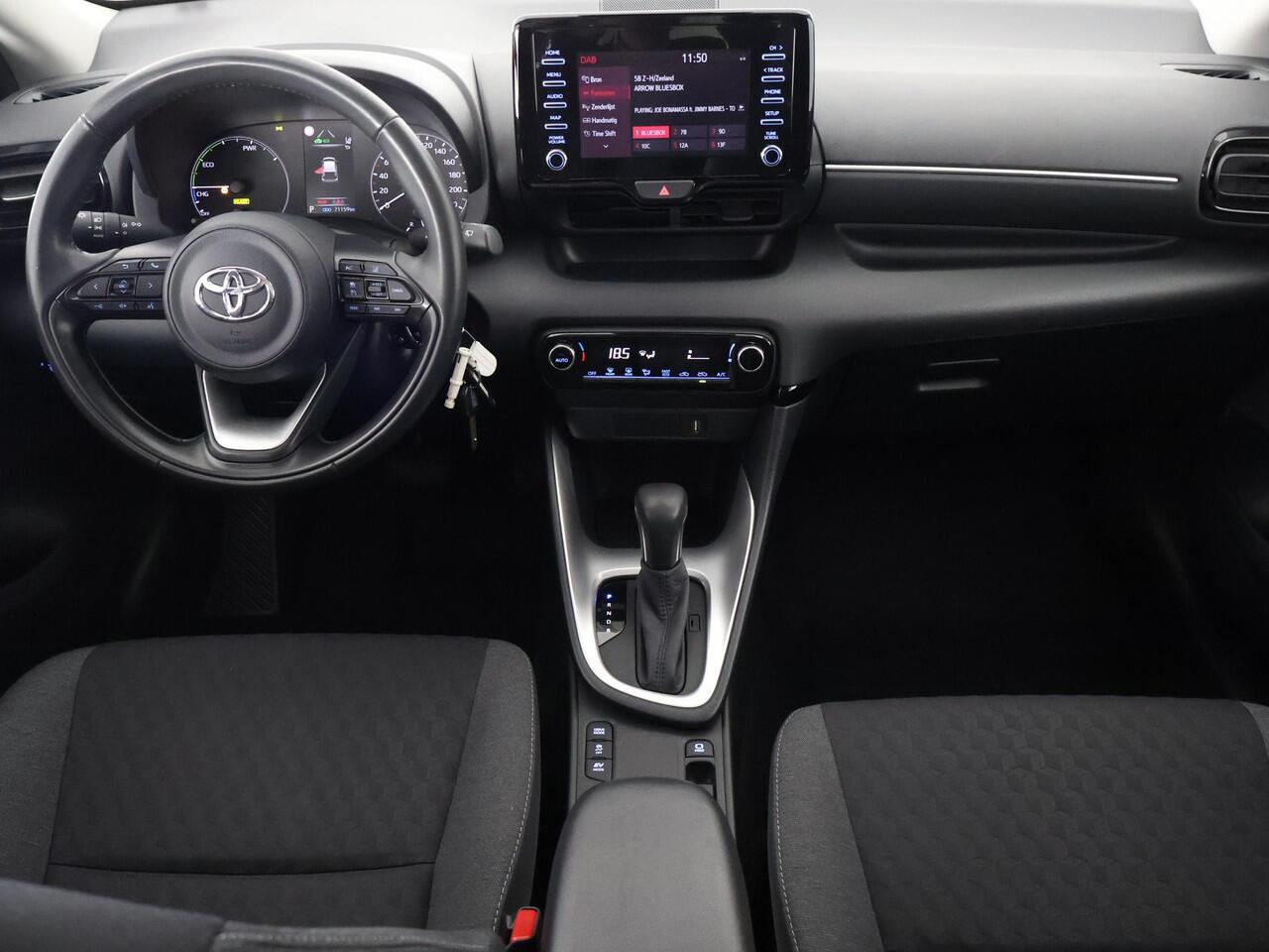 Toyota YARIS 1.5 Hybrid Business Black Edition | Apple Carplay & AndroidAUTO | Privacy Glass |