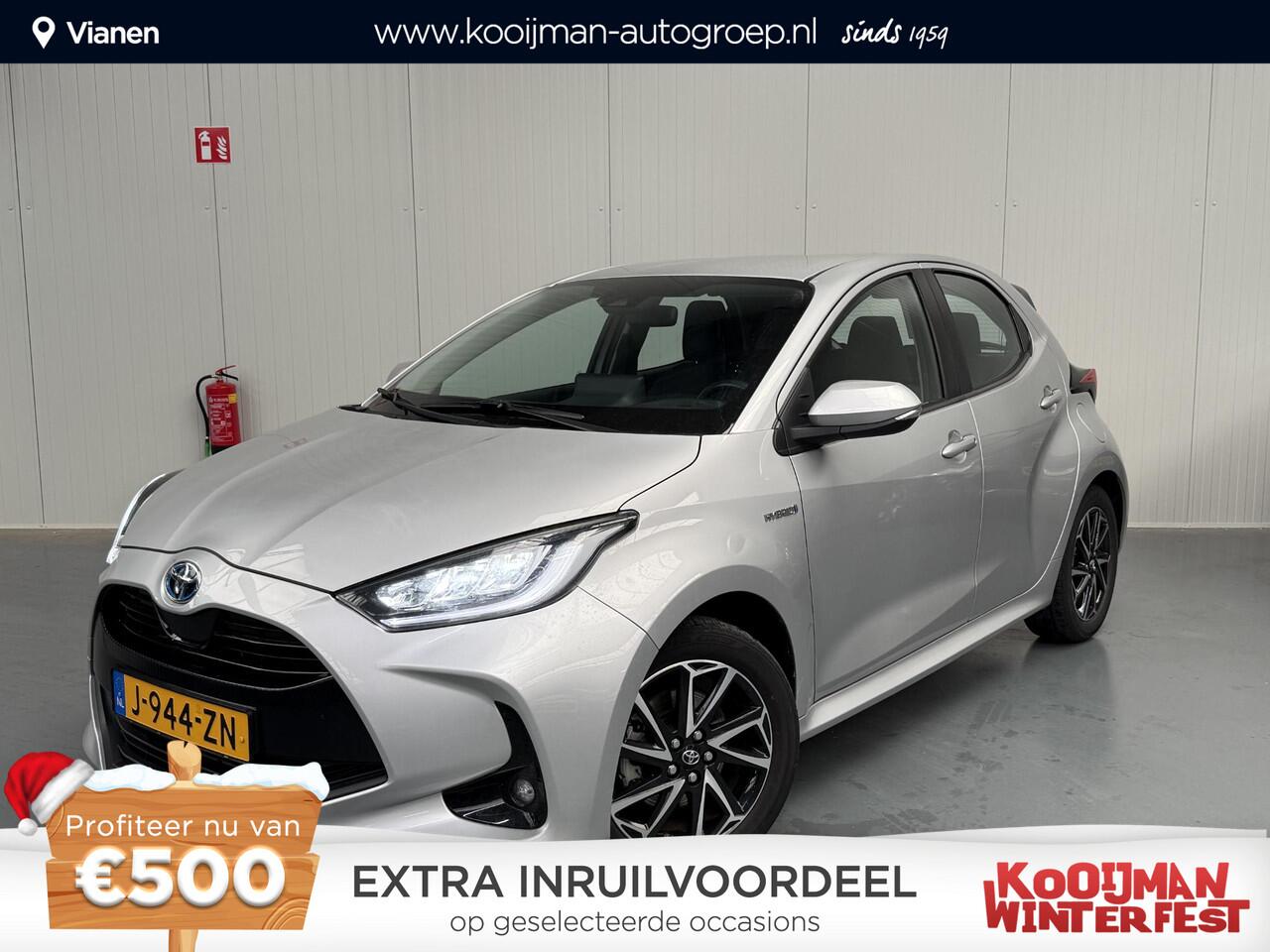 Toyota YARIS 1.5 Hybrid Dynamic 1e eigenaar, NL auto, slechts 30465 KM, Dealeronderhouden, Navi, Keyless, Lichtmetalen velgen etc.