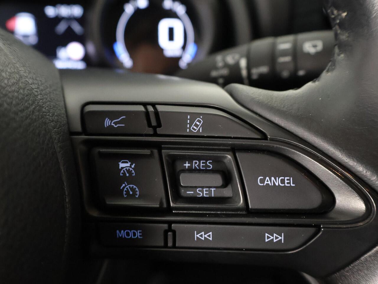 Toyota YARIS 1.5 Hybrid Dynamic | Dealer onderhouden | | Apple Carplay & AndroidAUTO | Camera | Adapt.Cruise Control