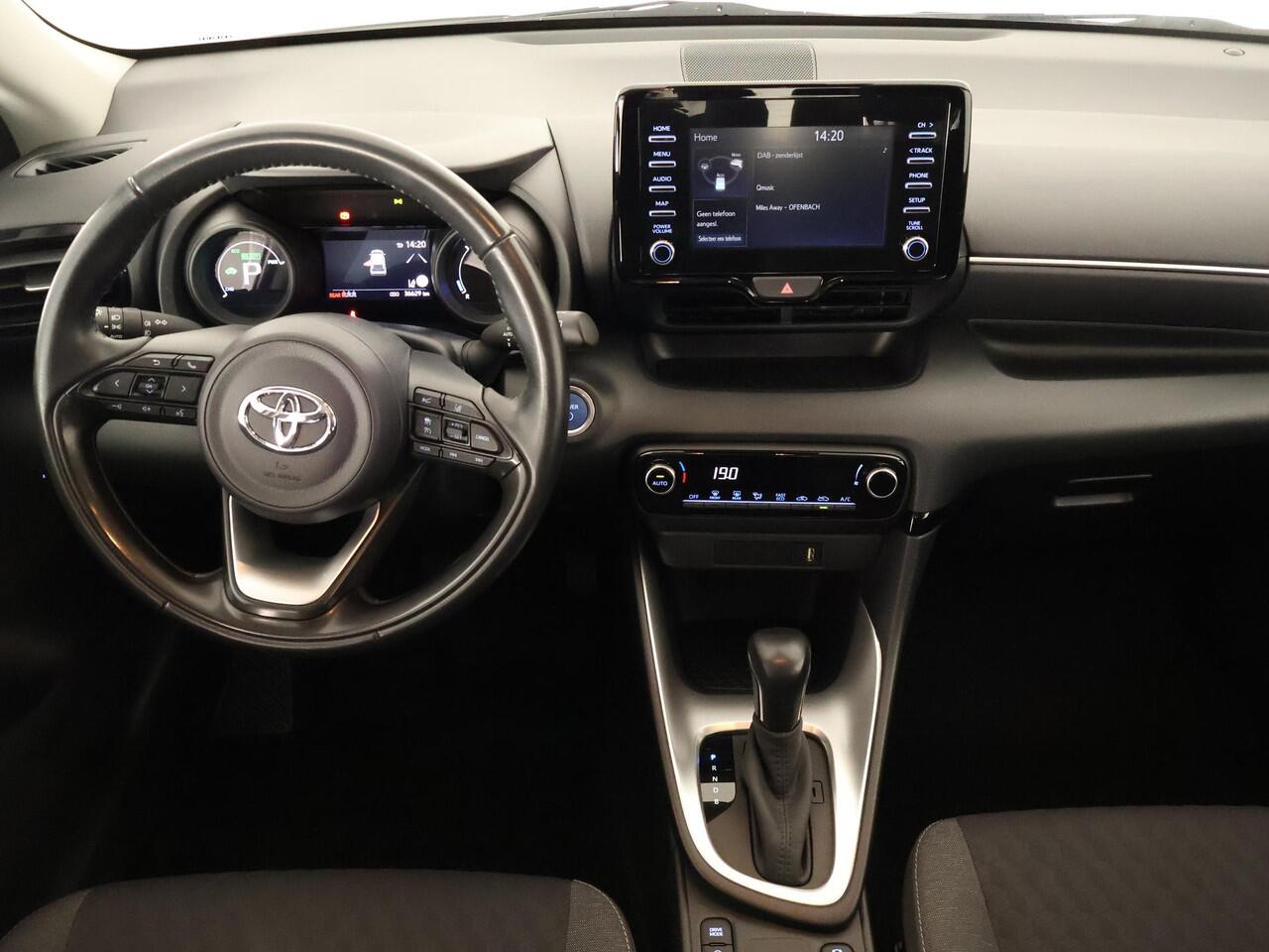 Toyota YARIS 1.5 Hybrid Dynamic | Dealer onderhouden | | Apple Carplay & AndroidAUTO | Camera | Adapt.Cruise Control
