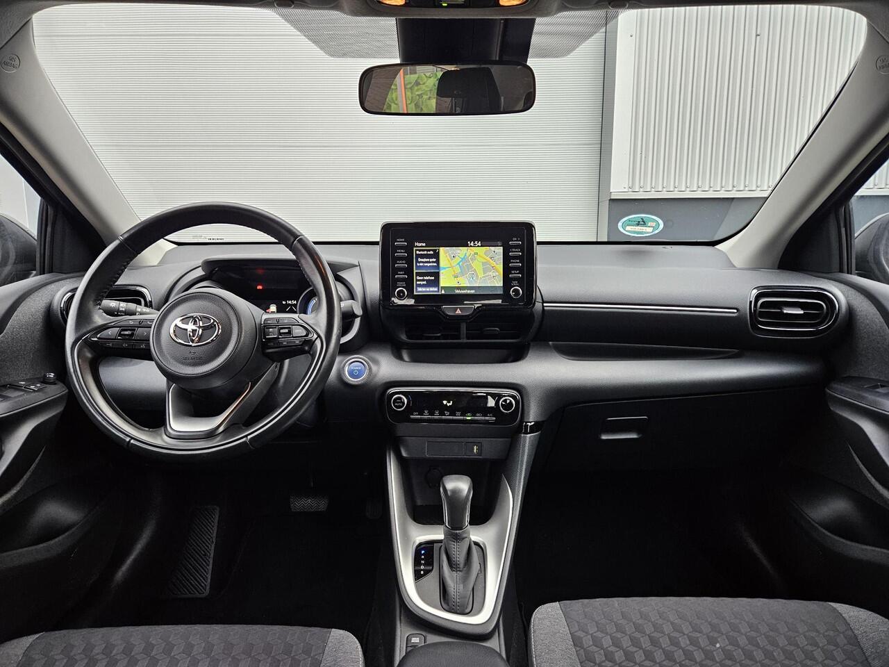 Toyota YARIS 1.5 Hybrid First Edition , Org NL en 1e Eigenaar