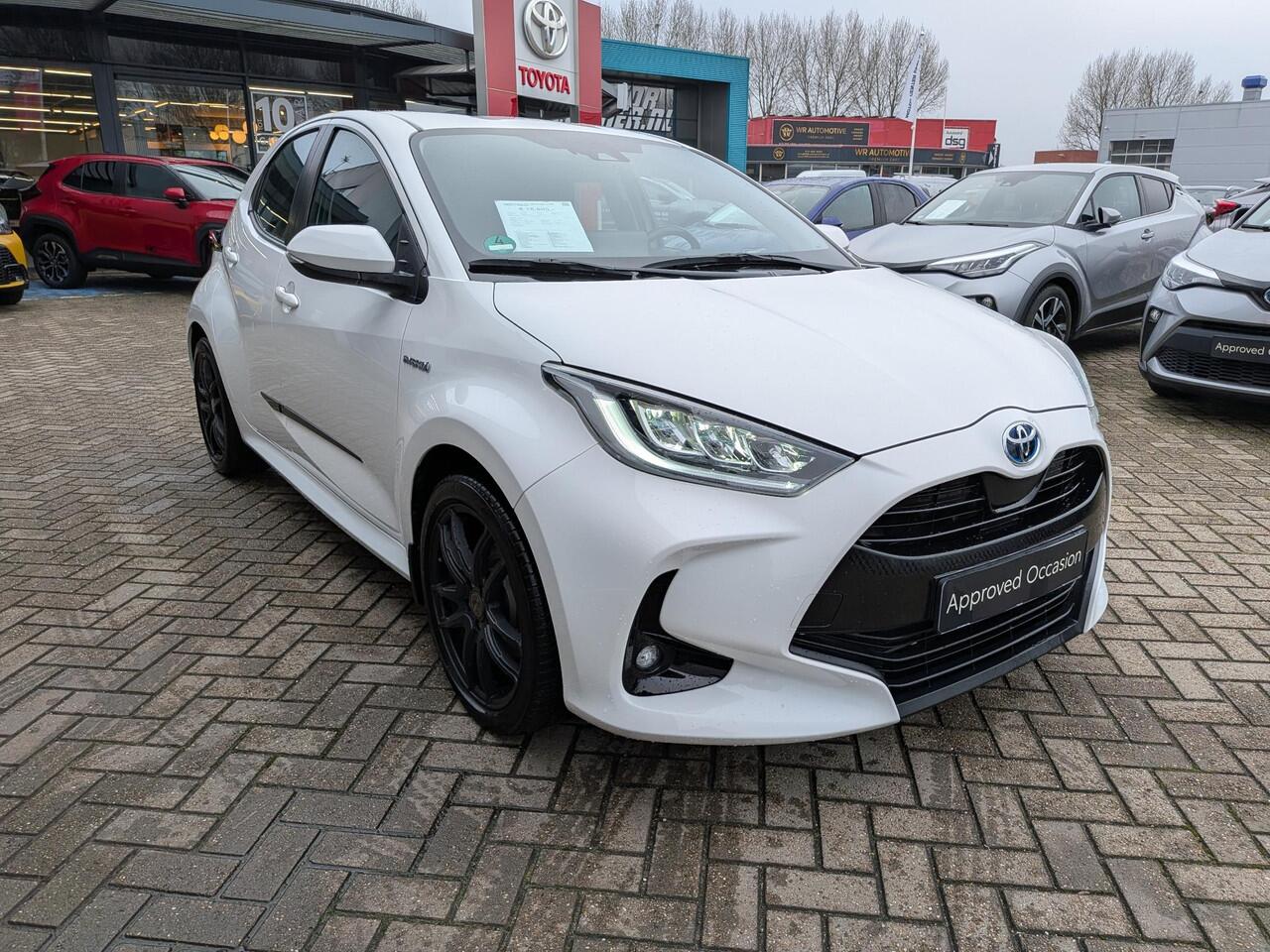 Toyota YARIS 1.5 Hybrid Dynamic Edition | Rijklaar | Carplay | AndroidAuto | Pcam | LMvelgen |